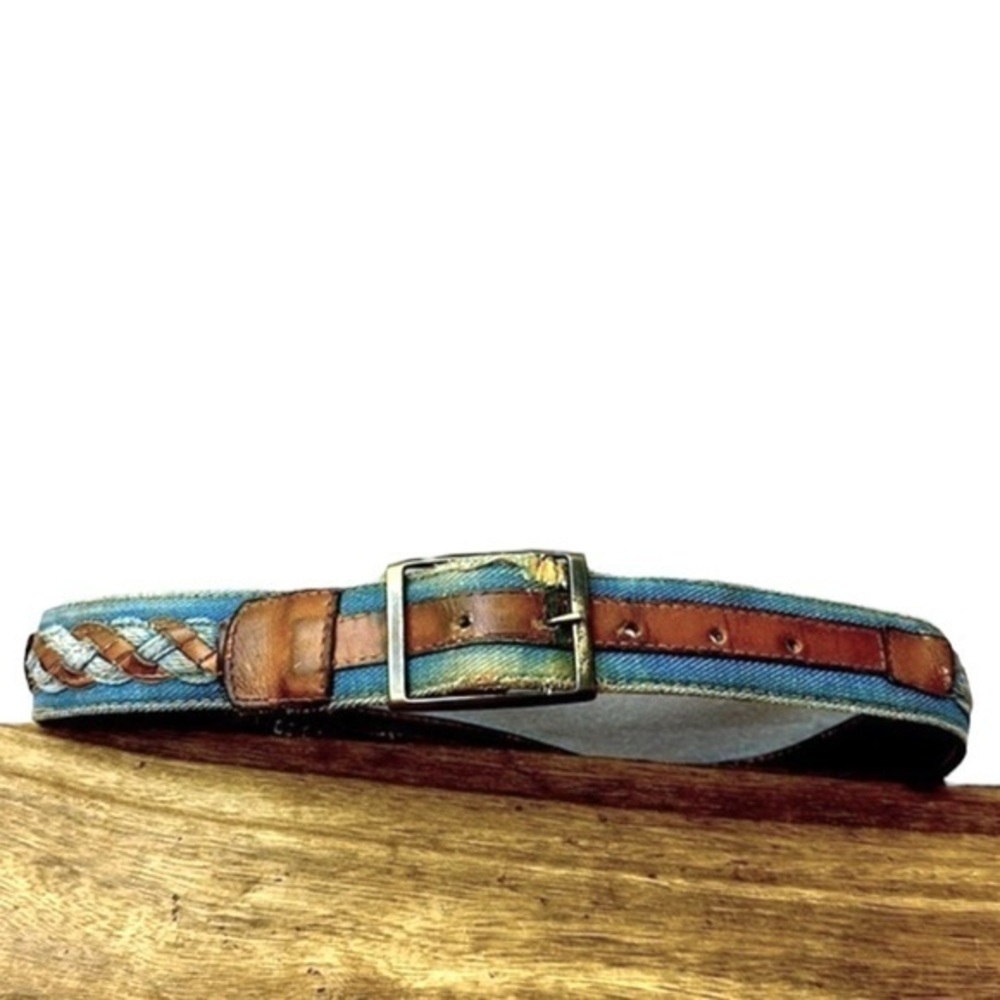 Vintage blue Jean and leather belt 1970s‎ belt is worn see pics (554)